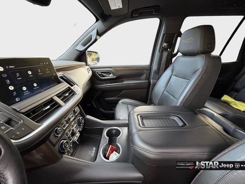 Used 2022 Chevrolet Tahoe High Country image 11