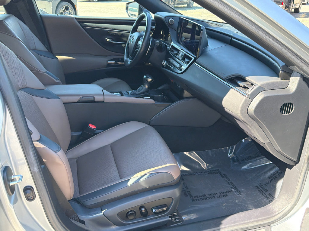 Used 2023 Lexus ES 250 w/ Premium Package AWD/4WD image 11