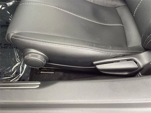 Used 2025 MAZDA MX-5 Miata RF Grand Touring w/ Weather Package image 15