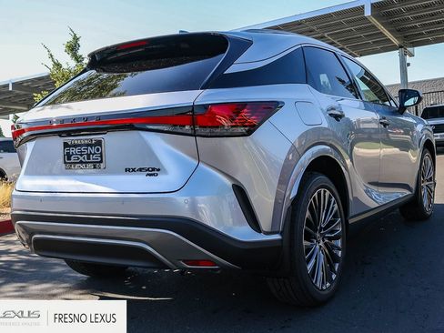 New 2026 Lexus RX 450h AWD image 6