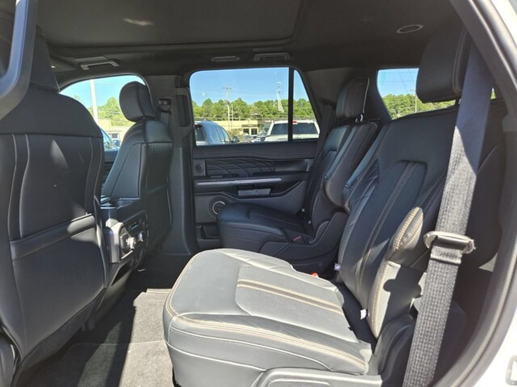 Certified 2024 Ford Expedition Platinum AWD/4WD image 13
