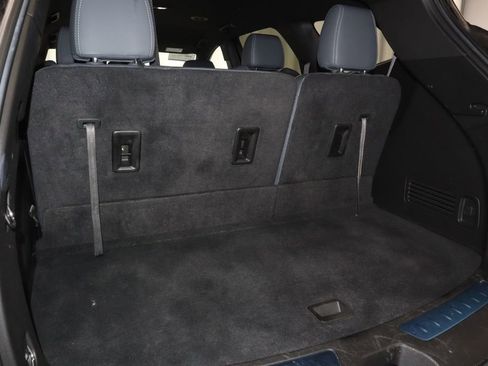 Used 2023 Buick Enclave Essence FWD image 18