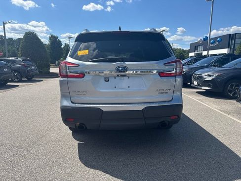 Used 2023 Subaru Ascent Limited w/ Technology Package AWD/4WD image 4