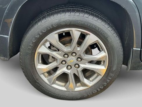 Used 2018 Chevrolet Traverse Premier image 9