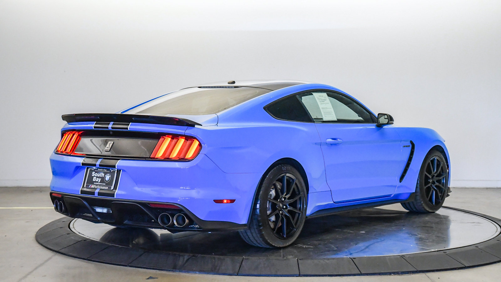 Used 2017 Ford Mustang Shelby GT350 w/ Electronics Package RWD image 5