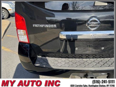Used 2011 Nissan Pathfinder Silver w/ Protection Pkg image 37