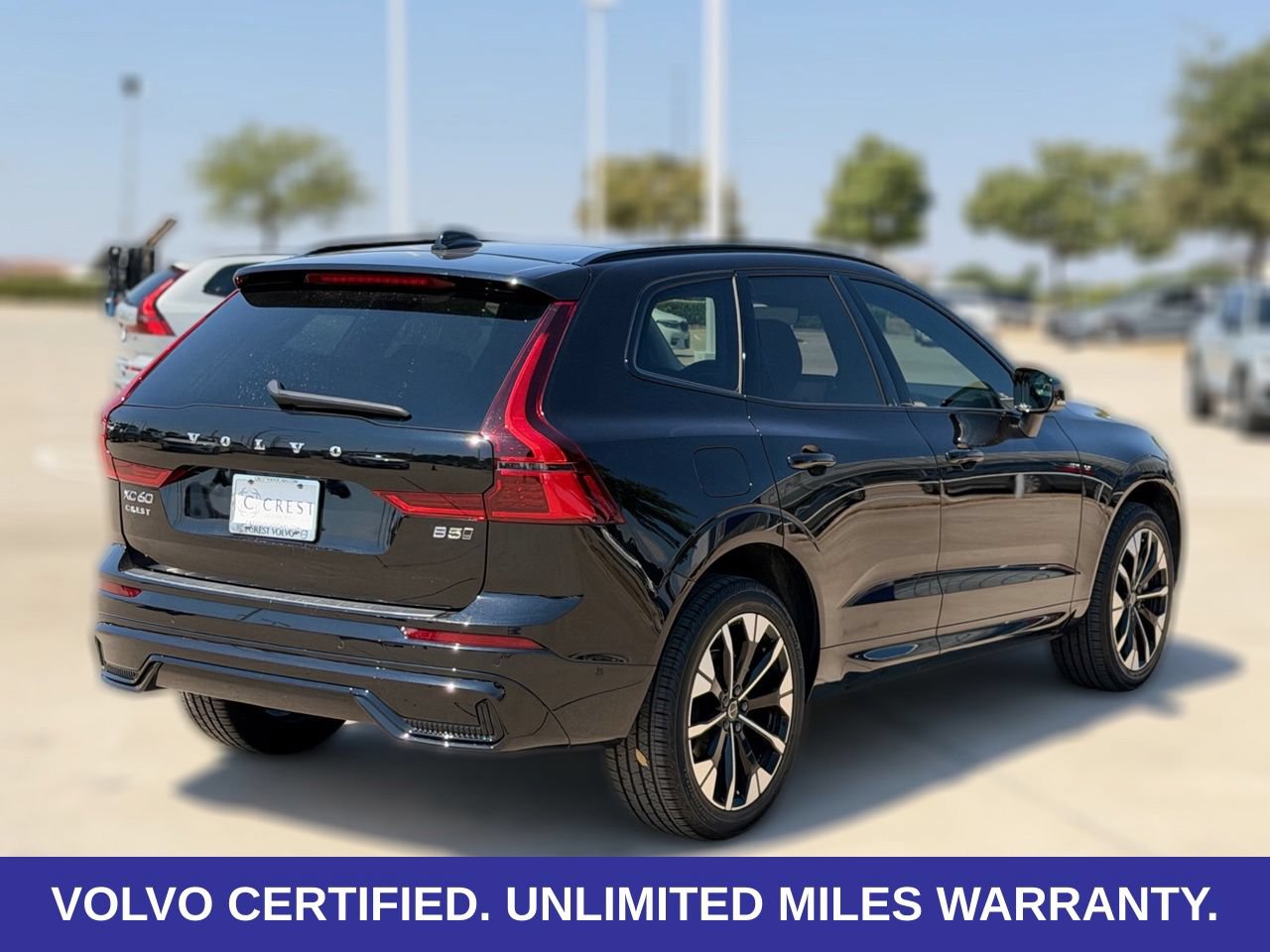 Certified 2026 Volvo XC60 B5 Plus AWD/4WD image 6