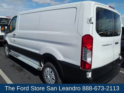 Used 2018 Ford Transit 250 130 Low Roof w/ Exterior Upgrade Package RWD image 3