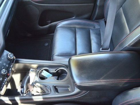 Used 2024 Dodge Durango GT image 25