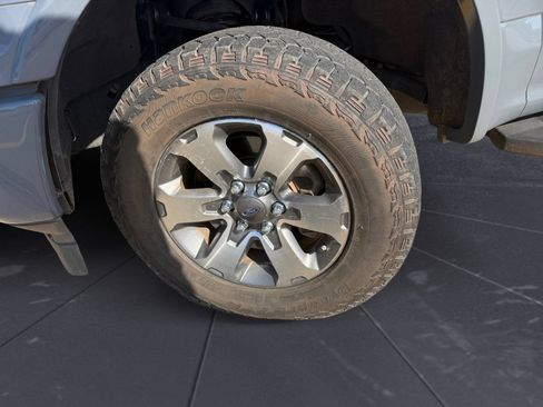 Used 2019 Ford F150 Lariat w/ Equipment Group 502A Luxury AWD/4WD image 14