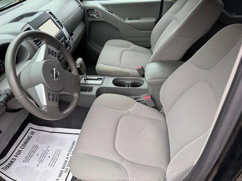 Used 2019 Nissan Frontier SV image 15