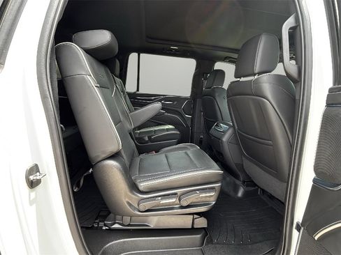 Used 2023 Cadillac Escalade ESV Sport w/ Touring Package image 11