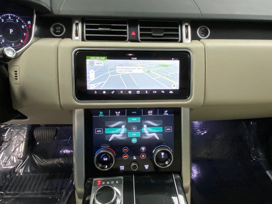 Used 2018 Land Rover Range Rover Supercharged AWD/4WD image 28