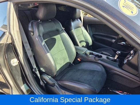 Used 2017 Ford Mustang GT Premium w/ Equipment Group 401A image 15