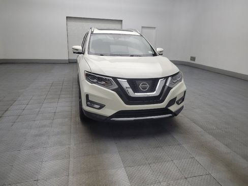Used 2017 Nissan Rogue SL w/ SL Premium Package FWD image 14