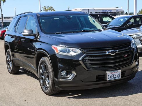 Used 2021 Chevrolet Traverse RS FWD image 3