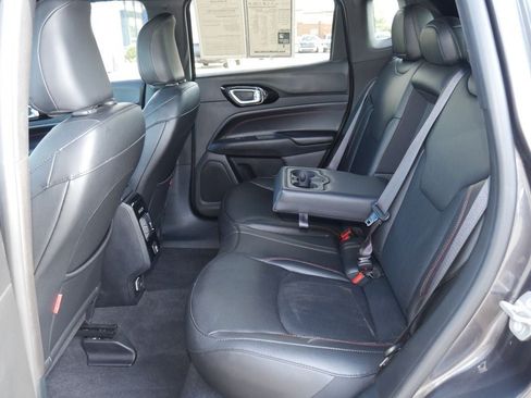 Used 2024 Jeep Compass Trailhawk AWD/4WD image 29