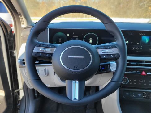 New 2026 Hyundai Tucson Limited w/ Tow & Go Package image 24