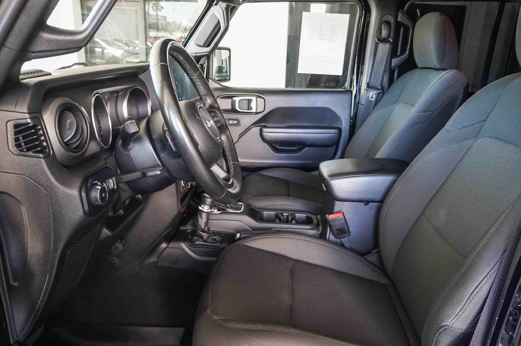 Used 2022 Jeep Wrangler Unlimited Sport AWD/4WD image 20