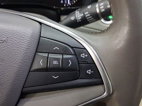 Used 2017 Cadillac XT5 Luxury w/ Driver Awareness Package image 30