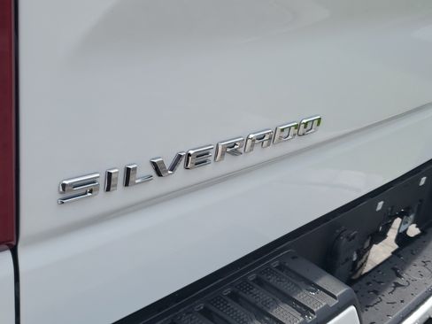 Used 2026 Chevrolet Silverado 1500 RST RWD image 8