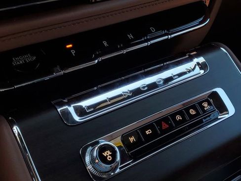 New 2026 Lincoln Aviator Reserve w/ Illumination Package AWD/4WD image 22