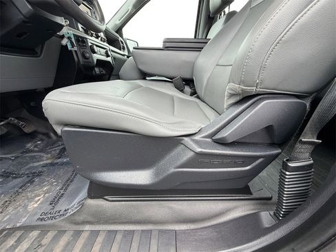 Used 2023 Ford F150 XL w/ Trailer Tow Package image 10