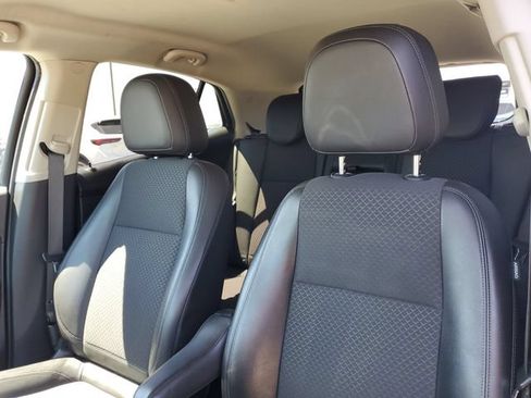 Used 2022 Buick Encore Preferred w/ Safety Package AWD/4WD image 7