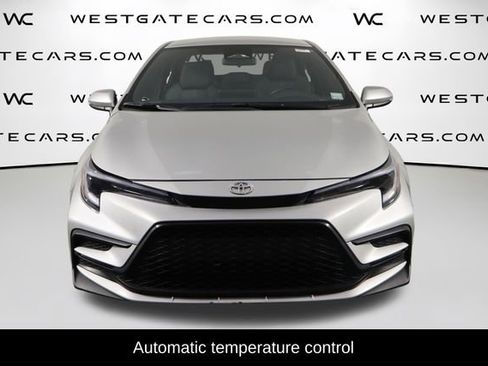 Used 2025 Toyota Corolla SE FWD image 2