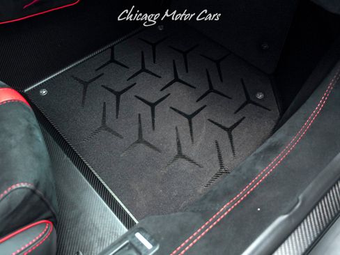 Used 2017 Lamborghini Aventador LP 750-4 Superveloce image 41