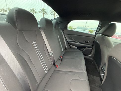 Certified 2025 Hyundai Elantra Sport FWD image 14