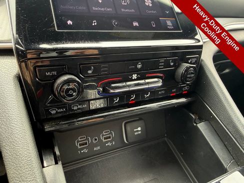 Used 2024 Jeep Grand Cherokee Altitude AWD/4WD image 30