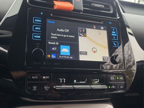 Certified 2017 Toyota Prius Prime Plus image 18