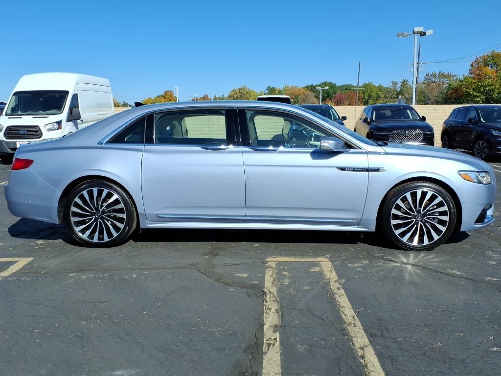 Used 2019 Lincoln Continental Black Label w/ Rear Seat Package AWD/4WD image 8