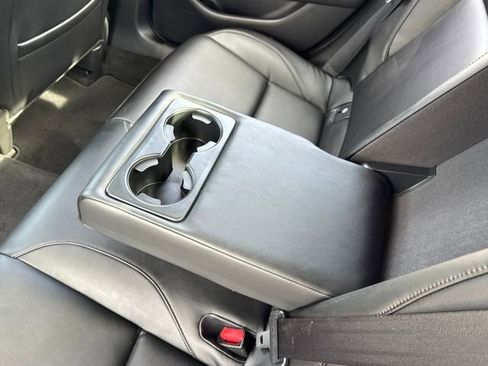 Used 2025 MAZDA MAZDA3 s image 24