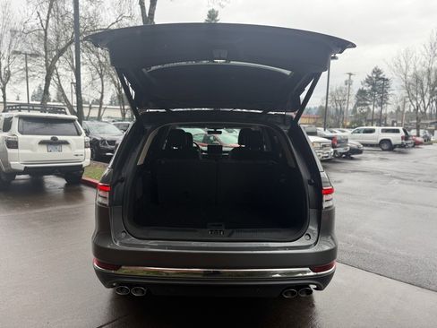 Used 2023 Lincoln Aviator Reserve image 20