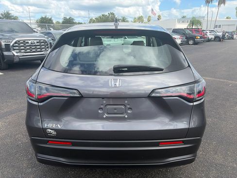 Certified 2025 Honda HR-V LX image 6