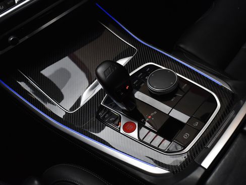 Used 2021 BMW X5 M w/ Executive Package image 41