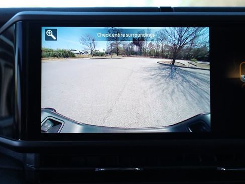 Used 2025 Jeep Gladiator Willys image 32