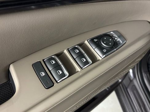 New 2026 Kia Carnival FWD image 15