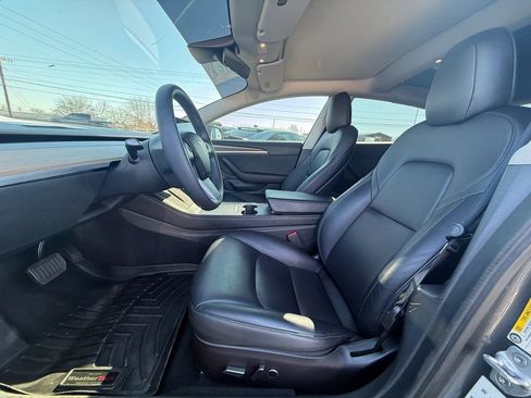 Used 2022 Tesla Model 3 Long Range image 11
