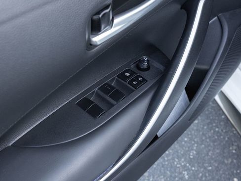 Certified 2020 Toyota Corolla SE w/ Carpet Mat Package (TMS) FWD image 9