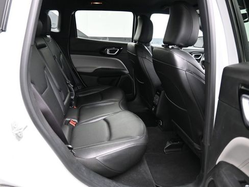 Used 2025 Jeep Compass Limited AWD/4WD image 23