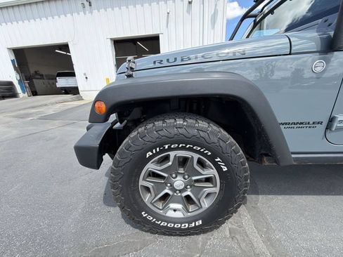 Used 2014 Jeep Wrangler Unlimited Rubicon w/ Connectivity Group AWD/4WD image 30