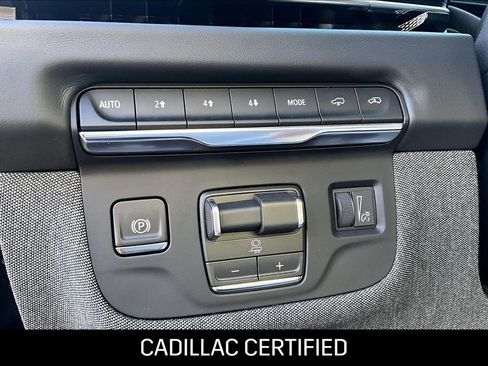 Used 2026 Cadillac Escalade Platinum Sport w/ LPO, ONYX Package image 34