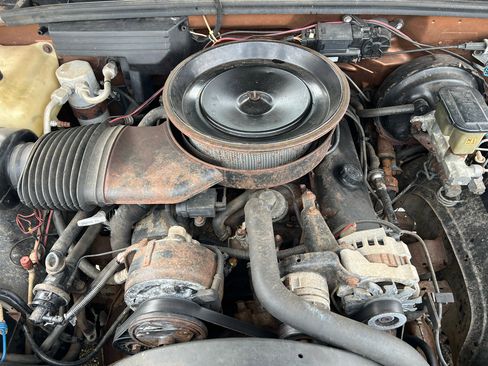 Used 1989 Chevrolet Silverado 3500 4x4 Extended Cab image 14