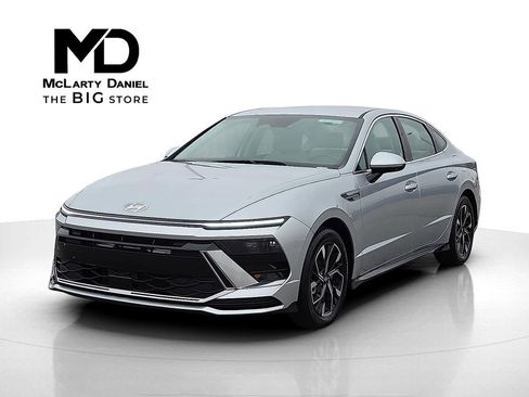 Used 2024 Hyundai Sonata SEL image 2