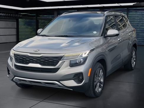 Used 2021 Kia Seltos S FWD image 1