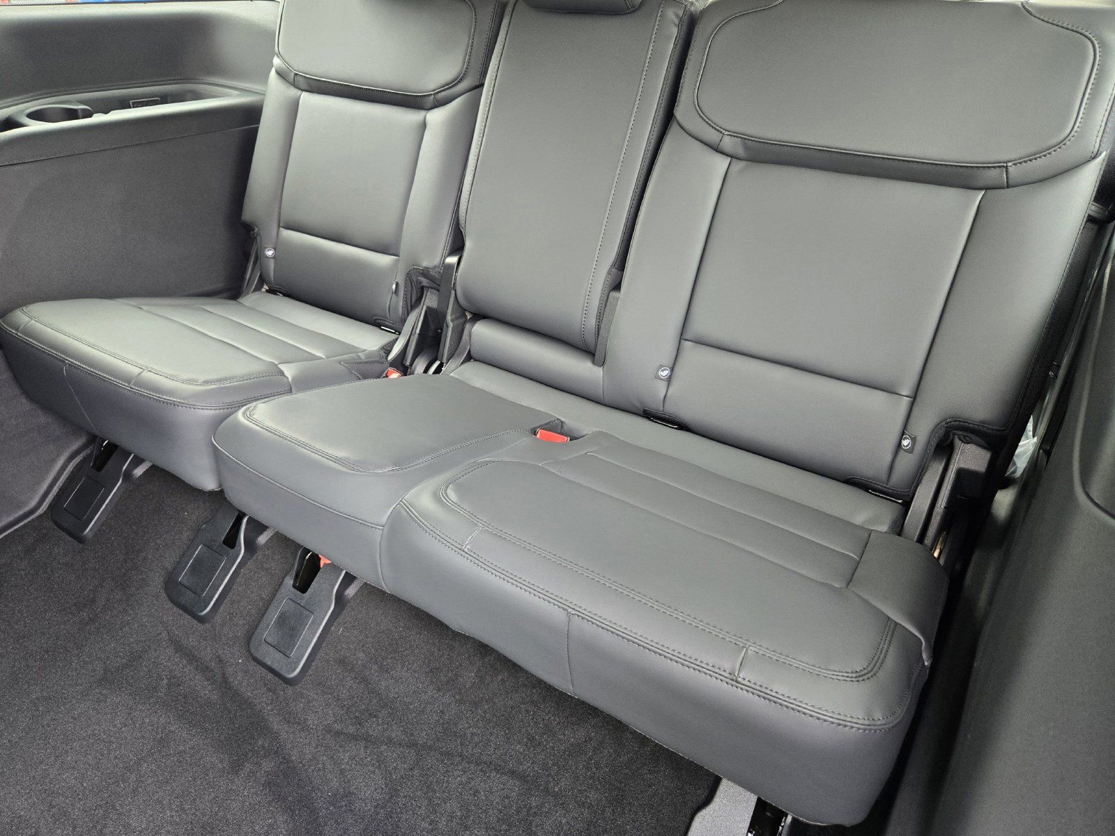 New 2026 Ford Expedition Active RWD image 28