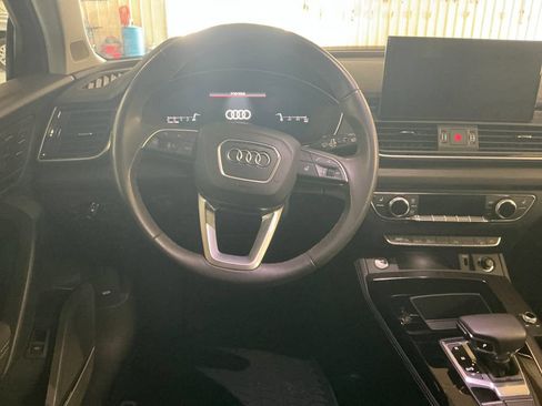 Used 2023 Audi Q5 2.0T Premium Plus w/ Premium Plus Package AWD/4WD image 19